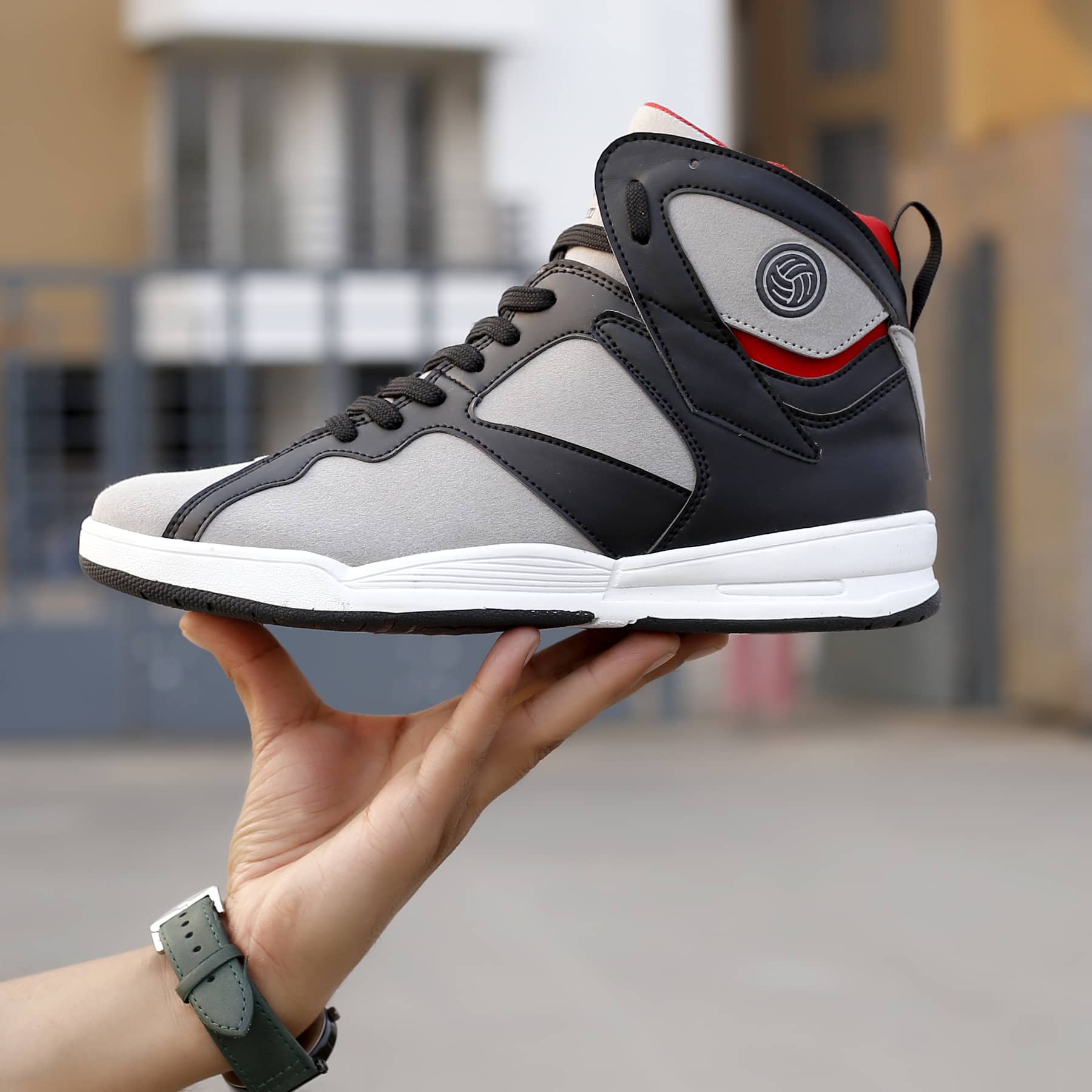 Thumbnail 1