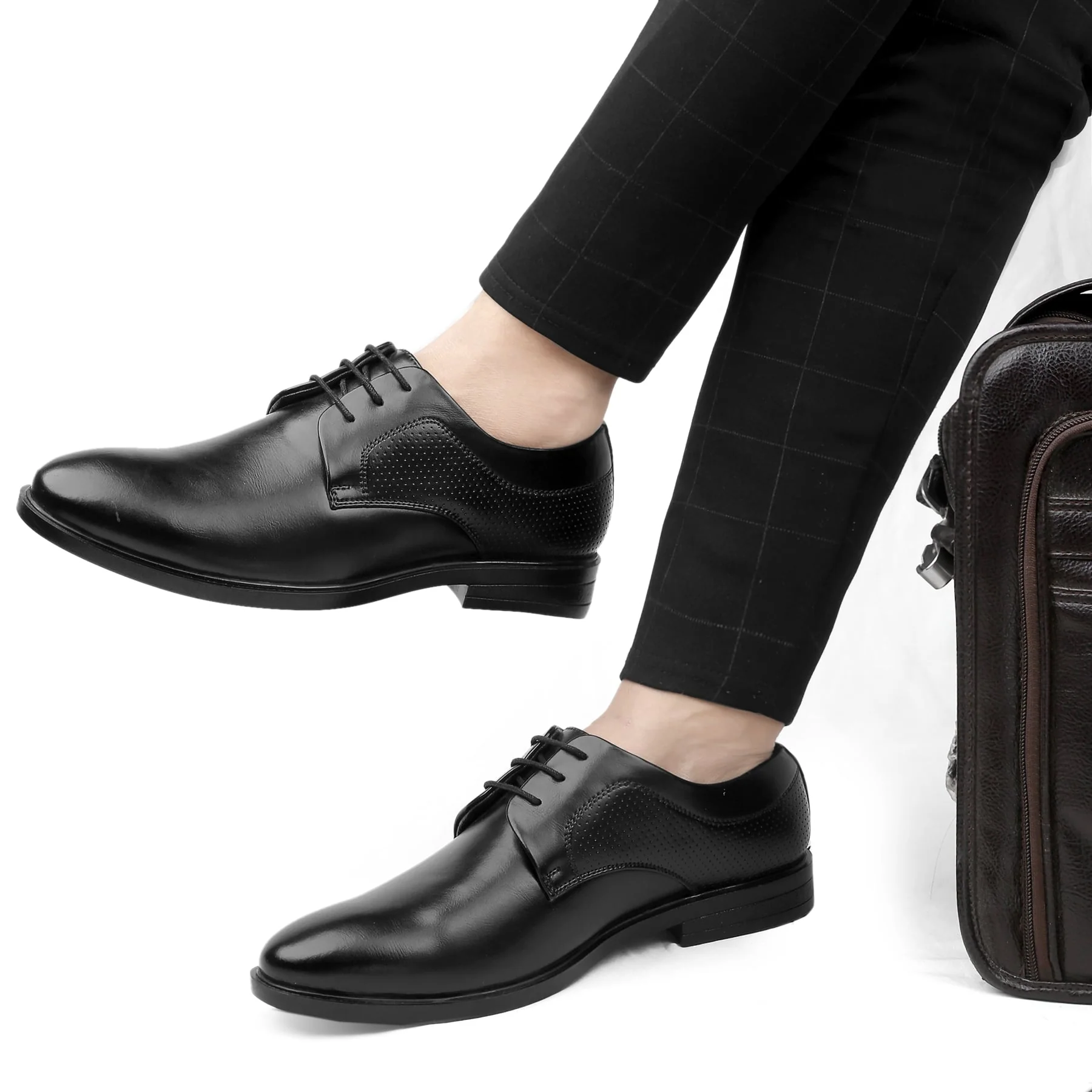 Bacca Bucci VANCOUVER Formal Shoes with Superior Comfort | All Day Wear Office Or Party Lace-up Shoes - Image 3