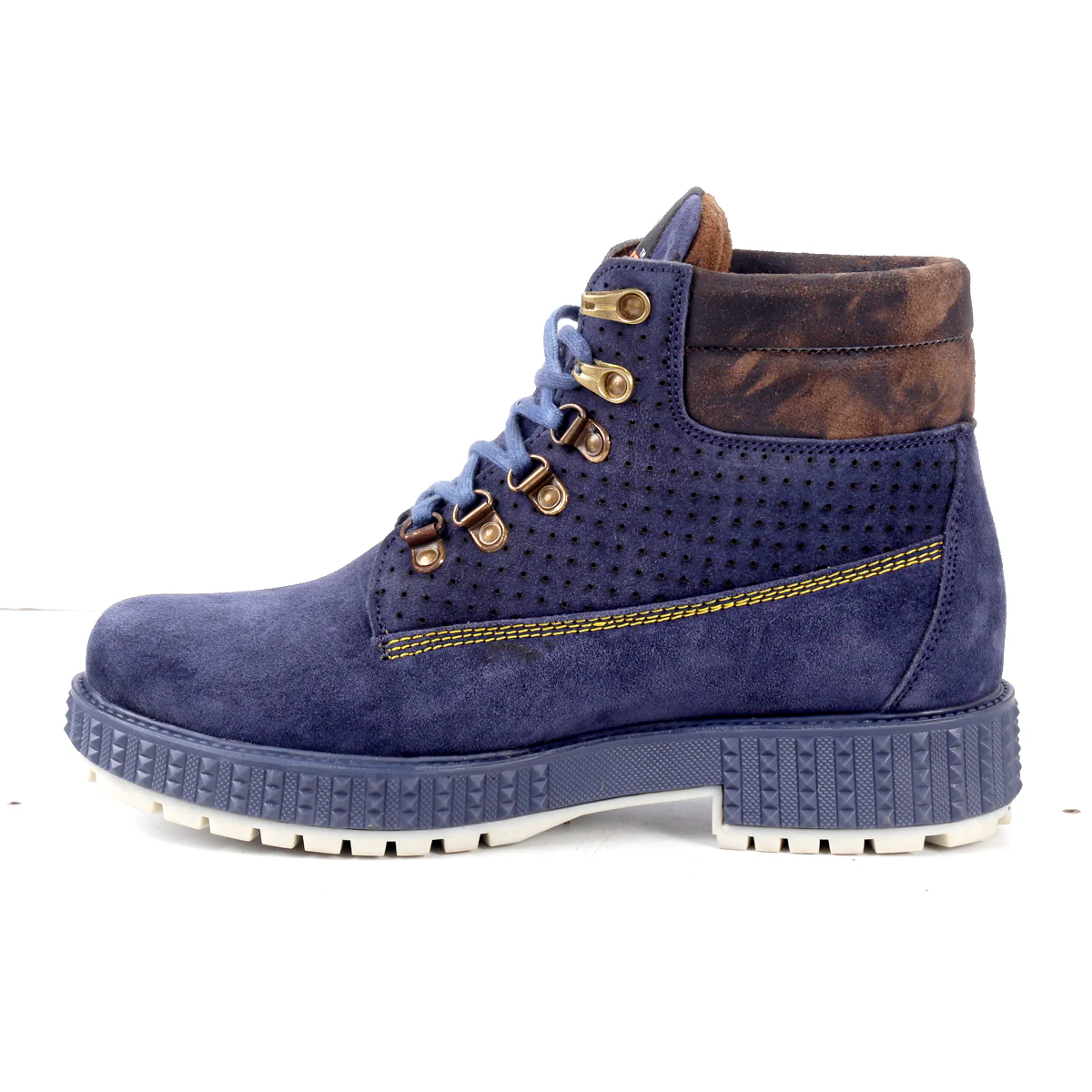 Bacca Bucci URBAN Suede Leather Boots | Durable Suede Leather for Extra Comfort & Breathability - Image 14